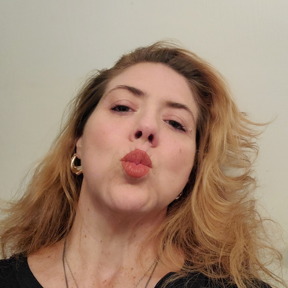 Meet your Posher, Dani